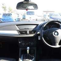 BMW　X1 sドライブ18i 黒皮シート　パワーシート　ETCのサムネイル