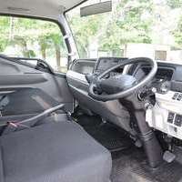 キャンター 3.0DTワイド超ロング積載車 3年保証　ラジコン　新古車のサムネイル