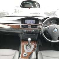 BMW 325iハイラインパッケージ 純正メーカーナビ　地TV　　Bカメラ 皮シートのサムネイル