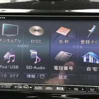 プジョーRCZ 1.6 ヒーター付メモリ皮パワーシート　ナビ　TV　のサムネイル