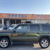 ジープパトリオット リミテッド 4WD サンルーフ　　革シート　ナビ　Bカメラ　ETCのサムネイル