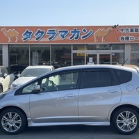 フィット 1.5RS MT車　ETC　ナビ　純正アルミのサムネイル