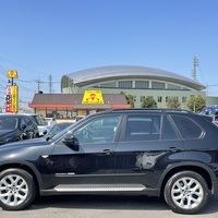 BMW　X5 xドライブ35dブルーパフォーマンス 4WD サンルーフ 全ヒーター付革シート Bカメラのサムネイル