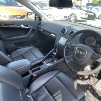 アウディ A3スポーツバック1.4TFSI SEパッケージ ヒーター付革シート純正ナビTVBカメラETCのサムネイル