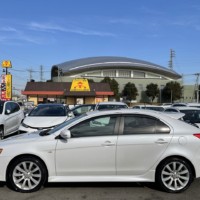 ギャランフォルティススポーツバック 1.8スポーツ 4WD サンルーフ 電動革シート Bカメラ ETC TVのサムネイル