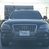 アウディQ5 2.0TFSIクワトロSラインパッケージ 4WD 電動シート　バックカメラ　ETC 純正AWのサムネイル