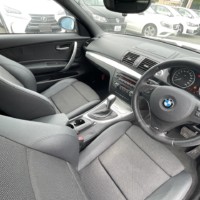 BMW 120iカブリオレMスポーツパッケージ 電動オープン  ハーフ革メモリー電動シートのサムネイル