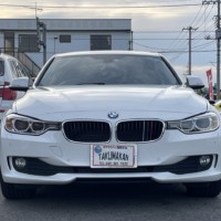 BMW 320dブルーパフォーマンス バックカメラ 電動シート  ETC ナビのサムネイル