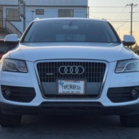 アウディQ5 2.0TFSIクワトロ 4WD ガラスルーフ純ナビBカメラシートヒーターのサムネイル