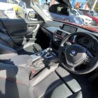 BMW 320dスポーツ ヒーター付P革シート  Bカメラ ETC ドラレコのサムネイル