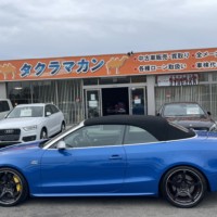 アウディS5カブリオレ 3.0 4WD 革シート Bカメラ ETC ナビTV 社外マフラーのサムネイル