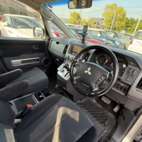 デリカD:5 2.4Gナビパッケージ 4WD Bカメラ ドラレコ  片側電動スライドドアのサムネイル
