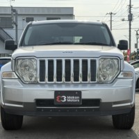 ジープチェロキー リミテッド 4WD ヒーター付電動革シート ETC サイドカメラのサムネイル