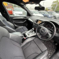 アウディQ5 2.0TFSIクワトロSラインパッケージ 4WD Bカメラ ETC 電動シート スマートキー ナビのサムネイル