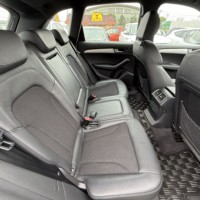 アウディQ5 2.0TFSIクワトロSラインパッケージ 4WD Bカメラ ETC 電動シート スマートキー ナビのサムネイル