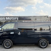 NV350キャラバン 5ドアバン2.0DXロング 1年保証付 Bカメラ ETC ナビ TV 社外アルミのサムネイル