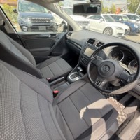 VWゴルフ 5ドアTSIコンフォートライン ナビ　ETCのサムネイル
