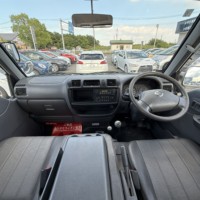 バネット 4ドアバン1.8DX 4WD 5MT プレミア社1年保証付 4WDのサムネイル