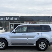 パジェロ ロング3.0GR 4WD ETC　バックカメラのサムネイル