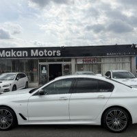 BMW 523d Mスポーツ 全周囲カメラ　ETC　パワーシート純正ナビ　フルセグTV　ディーゼルターボ　のサムネイル
