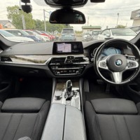 BMW 523d Mスポーツ 全周囲カメラ　ETC　パワーシート純正ナビ　フルセグTV　ディーゼルターボ　のサムネイル