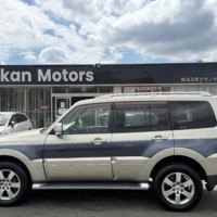 パジェロ ロング3.8エクシードX 4WD バックカメラ　ETC　ドラレコ　ヒーター付パワーシートのサムネイル
