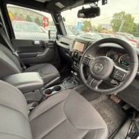 ジープラングラー アンリミテッド スポーツ 4WD ワンオーナーバックカメラ　ETC　ナビ　地デジTV　のサムネイル