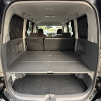 ヴォクシー 2.0トランスX バックカメラ　ETC　前後ドラレコ　タイヤ新品交換済　ナビ　地デジTVのサムネイル