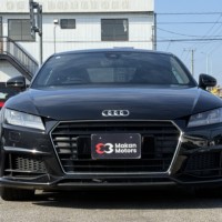 アウディ TTクーペ1.8TFSI Sラインパッケージ 禁煙車　純正ナビ　地デジTV　バックカメラ　ETC　スマートキー　Bluetoothのサムネイル