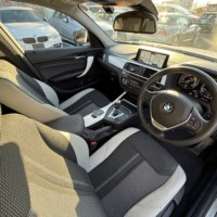 MW 118dスタイル 禁煙車　ハーフレザーシート　純正ナビバックカメラ　ETC　ドラレコ　スマートキー　ディーゼルターボのサムネイル