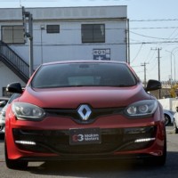ルノー メガーヌ3ドアR.S. 273トロフィー2 6速MTターボ　ETC　ナビ　DTV　RECAROシートのサムネイル