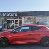 ルノー メガーヌ3ドアR.S. 273トロフィー2 6速MTターボ　ETC　ナビ　DTV　RECAROシートのサムネイル