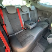 ルノー メガーヌ3ドアR.S. 273トロフィー2 6速MTターボ　ETC　ナビ　DTV　RECAROシートのサムネイル