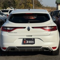 ルノー メガーヌ GT 禁煙車　シートヒーター　バックカメラのサムネイル