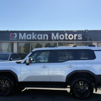 ランドクルーザー250 2.7VX 4WD ヒーター付レザーパワーシートETC　スマートキー　のサムネイル