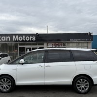 エスティマ ハイブリッド2.4G 4WD 両側パワースライドドア　バックカメラ　ETC　パワーシート　エンジンスターター付のサムネイル