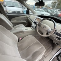 エスティマ ハイブリッド2.4G 4WD 両側パワースライドドア　バックカメラ　ETC　パワーシート　エンジンスターター付のサムネイル