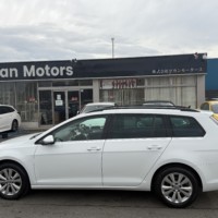 VWゴルフ ヴァリアントTSIコンフォートライン ワンオーナ禁煙車　純正ナビ　バックカメラ　ETC　前後ドラレコのサムネイル