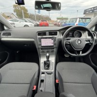 VWゴルフ ヴァリアントTSIコンフォートライン ワンオーナ禁煙車　純正ナビ　バックカメラ　ETC　前後ドラレコのサムネイル