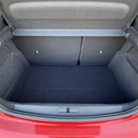 プジョー208 5ドア アリュール バックカメラ　ディスプレイオーディオ　ETC　スマートキー　禁煙車　Carplayのサムネイル