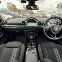 ミニクラブマン クーパーSオール4 4WD バックカメラ　ETC　ナビ　スマートキーのサムネイル