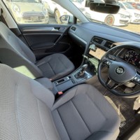 VWゴルフ ヴァリアントTSIコンフォートLマイスター 禁煙プレミア社1年保証付　純正ナビ　地デジTV バックカメラ　ETC　　のサムネイル