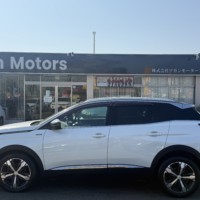 プジョー3008 GTライン サンルーフ　バックカメラ　ETC　純正ナビ　地デジTVのサムネイル