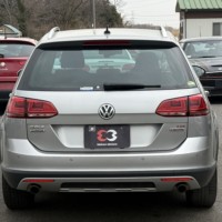 VWゴルフオールトラック TSI 4MOTIONアップグレード4WD バックカメラ　ETC　スマートキー　ナビ　社外AWのサムネイル