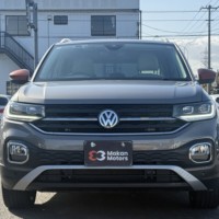 VW T-Cross TSI 1stプラス ワンオーナー　禁煙車　純正ナビバックカメラ　ETC　前後ドラレコ　スマートキーのサムネイル