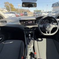 VWポロ 5ドアTSIトレンドライン キーレス　ディスプレイオーディオ　AppleCarplay(有線)のサムネイル