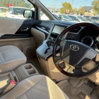 アルファード 2.4 240X 4WD プレミア社1年保証付　バックバックカメラ　ETC　両側パワースライドドア　ナビ　TV　のサムネイル