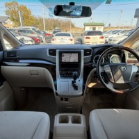 アルファード 2.4 240X 4WD プレミア社1年保証付　バックバックカメラ　ETC　両側パワースライドドア　ナビ　TV　のサムネイル