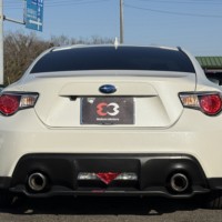 BRZ 2.0Rカスタマイズ パッケージ プレミア社1年保証付　6MT　バックカメラ　ETC　ディスプレイオーディオのサムネイル