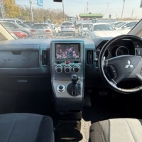 デリカD:5 2.4Gパワーパッケージ 4WD プレミア社1年保証バックカメラ　後席モニター　ETC　ドラレコ　両側パワースライドドア　ナビ　TVのサムネイル